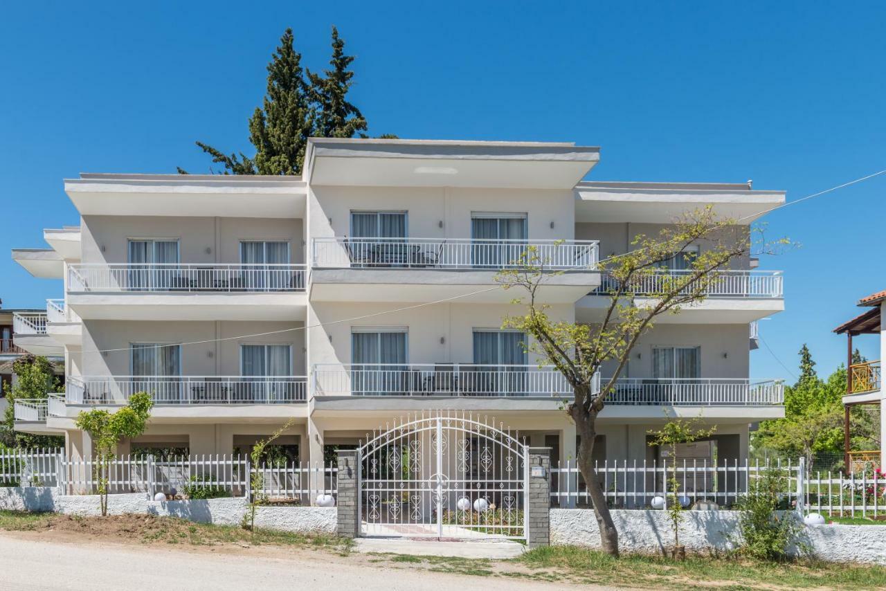 Georgalas Rest Apartments Nea Kallikrateia Экстерьер фото